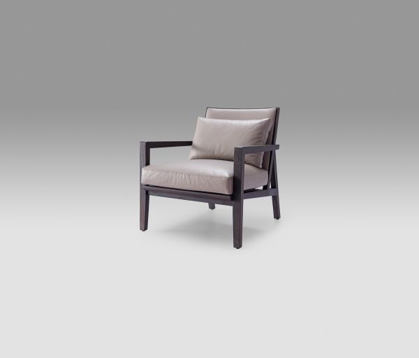 Кресло с подлокотниками арт. H4-2019
